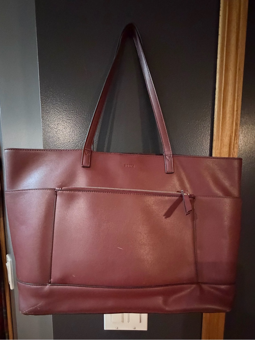 ROOTS Burgundy Tote